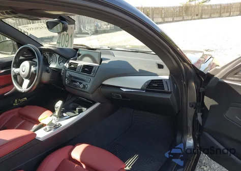 2015 BMW M235 z USA, uszkodzony, nr VIN WBA1J7C58FV253853